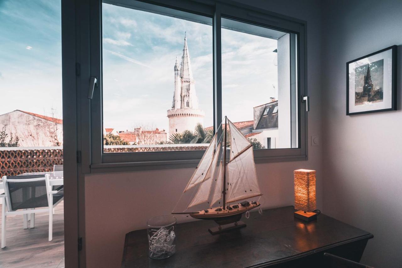 Vue Superbe Sur Tour De La Lanterne T2 Avec Terrasse Remparts 2 Apartment La Rochelle  Luaran gambar
